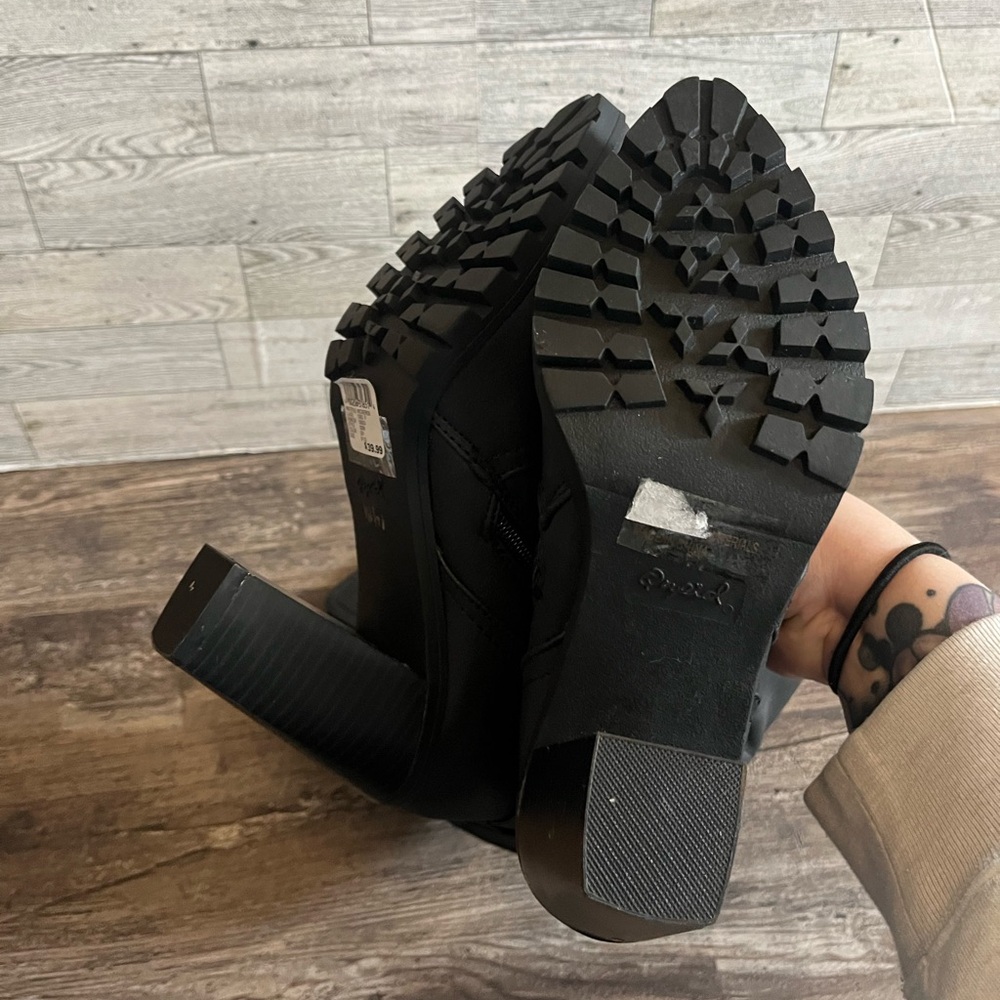 Qupid Black High Heel Boots New Out Of Box Zip Up Calf Shoes Women’s Size 8.5 - Picture 6 of 10